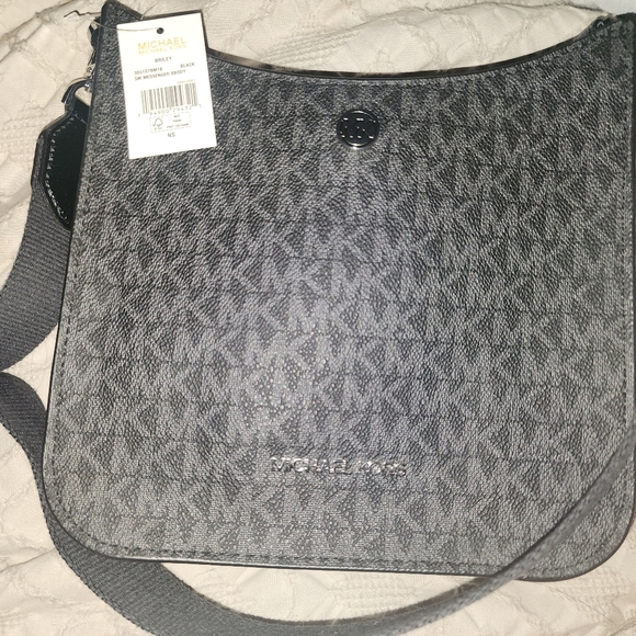 MICHAEL Michael Kors Bags Nwt Michael Kors Briley Small Logo